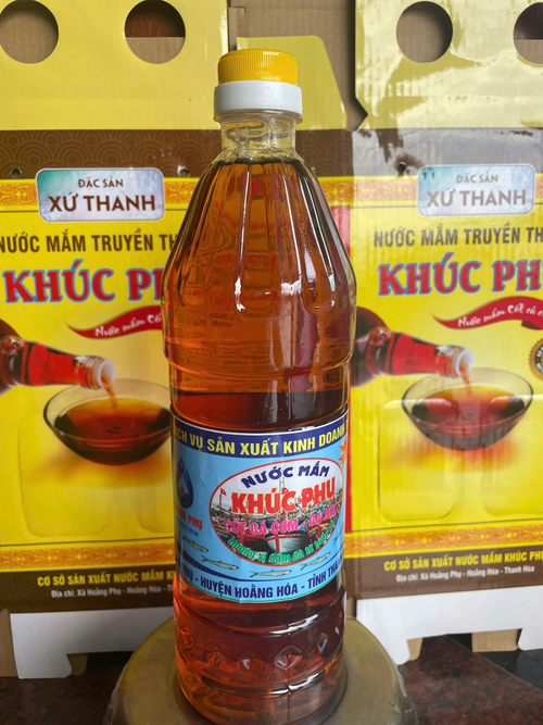 Nước Mắm  Gia Truyền Khúc Phụ ( Cốt Cá Cơm- Cá Nục) Chai 1 lít