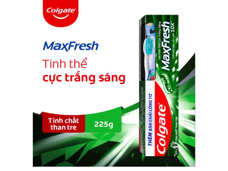 Bộ bàn chải đánh răng và kem đánh răng Colgate MaxFresh tinh chất than tre 225g