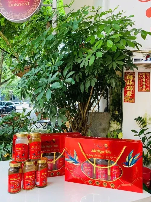 Combo 2 tặng 1 (Sắc ngọc yến lốc 5 chai 140ml)