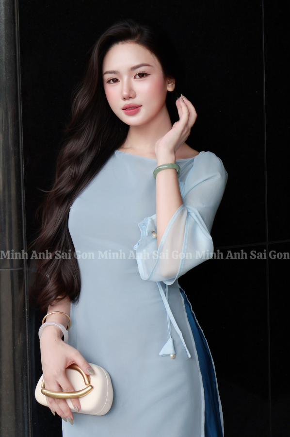 ÁO DÀI TƯỞNG VÂN MINH ANH SÀI GÒN 090825 - ÁO DÀI CỔ THUYỀN NHẸ NHÀNG, TRANG NHÃ