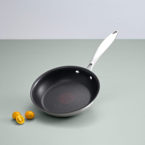 CHẢO INOX CHỐNG DÍNH NGUYÊN KHỐI OMI ESSENTIAL 24CM (CHẢO RÁN)